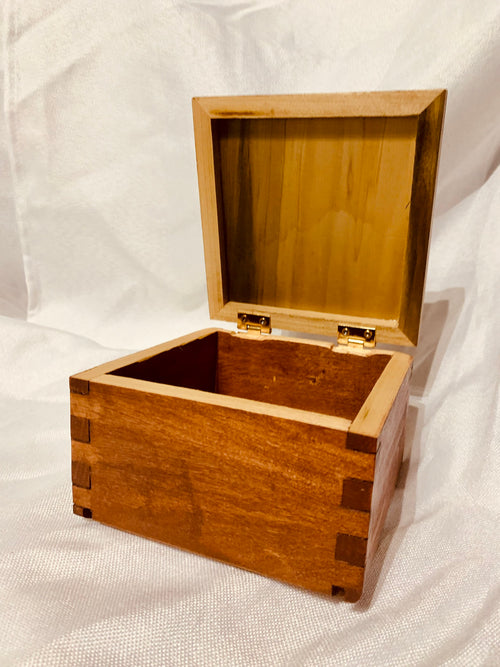 Wood Keepsake Box