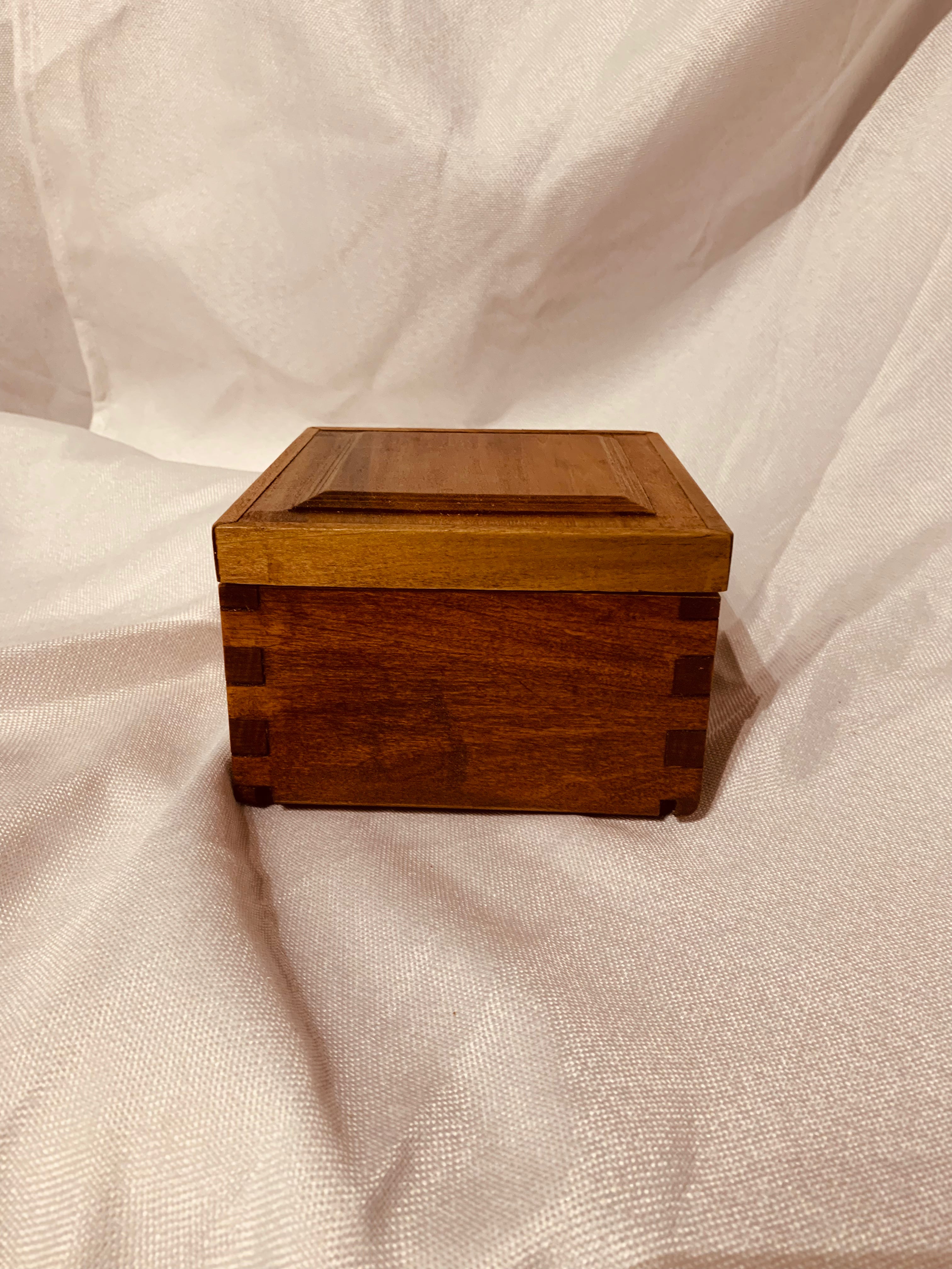 Wood Keepsake Box