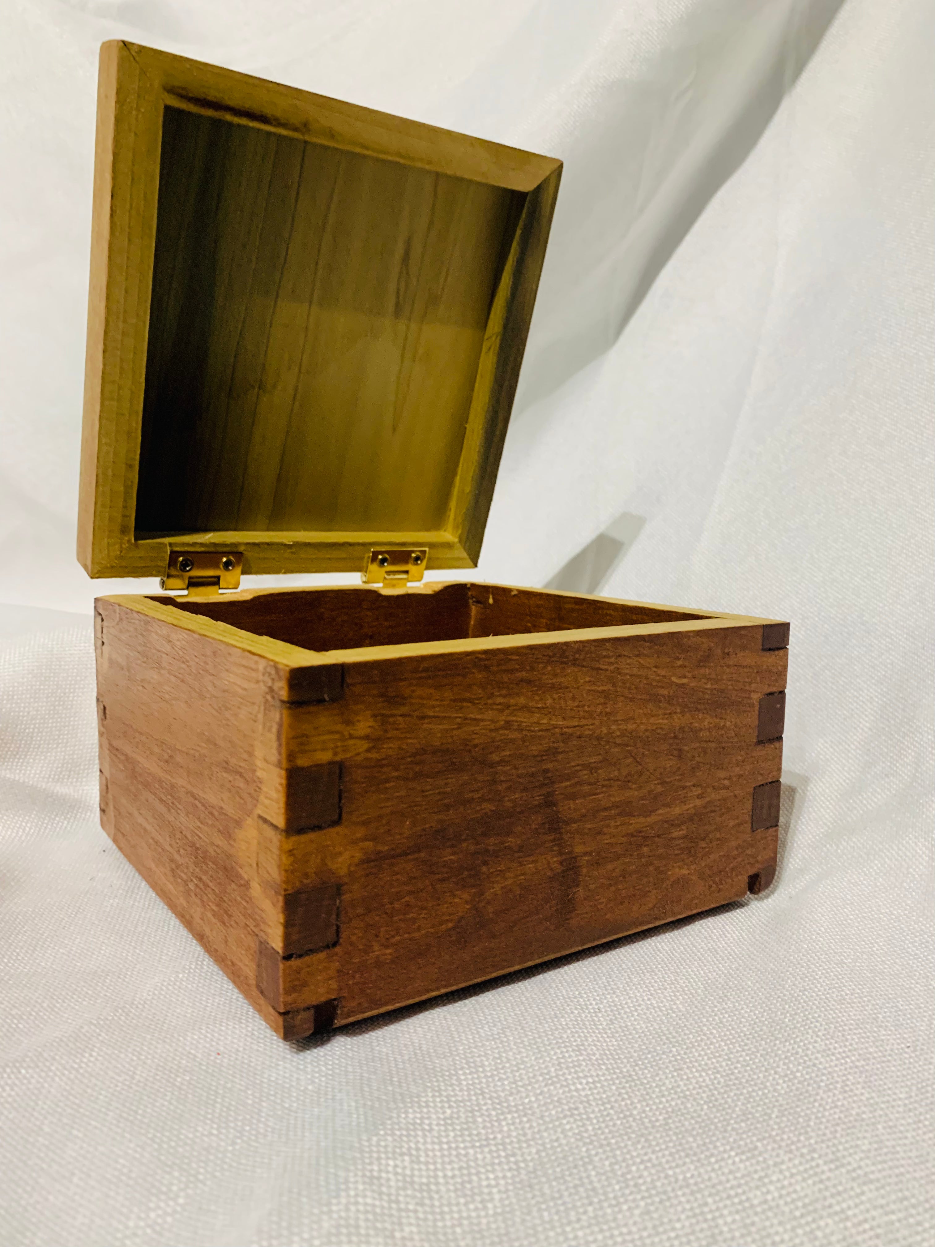 Wood Keepsake Box
